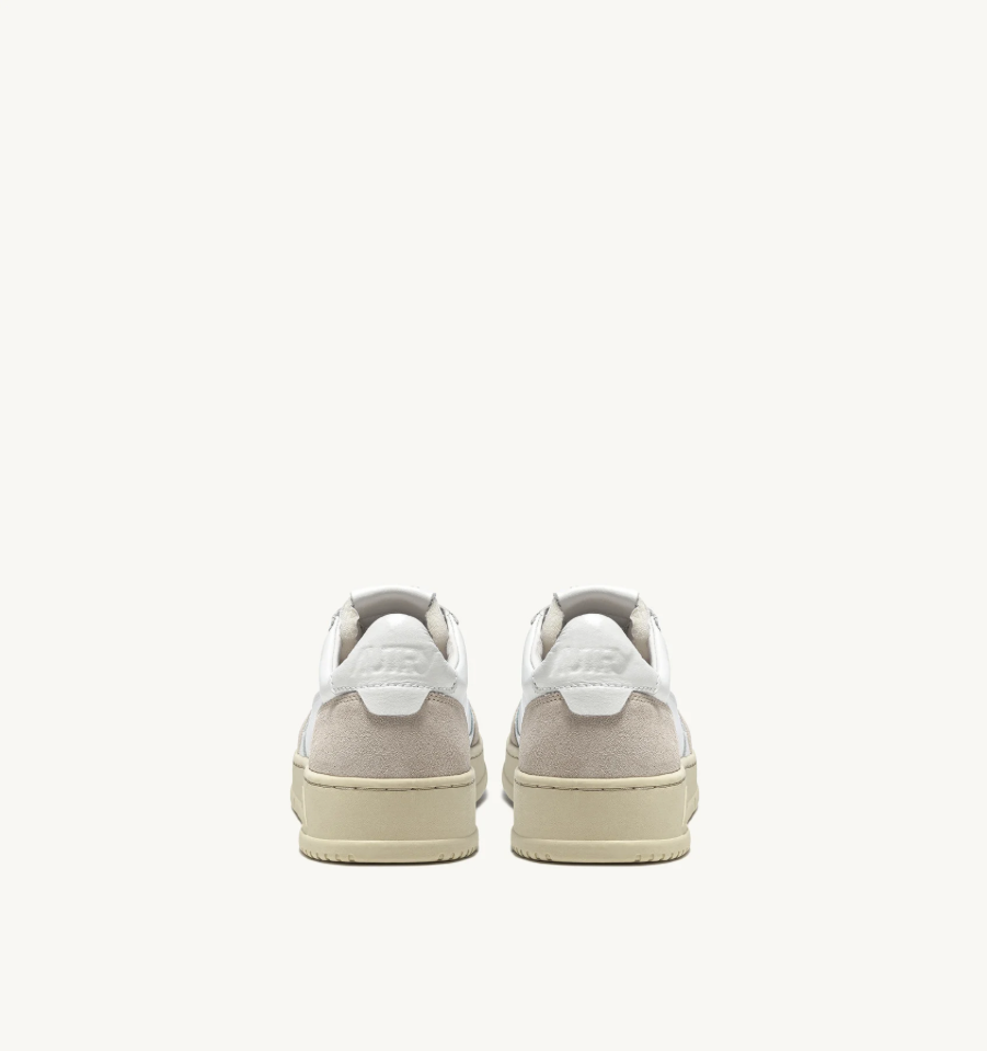 【関税&送料込】Autry Autry Medalist Sneakers In Suede IMG_9784_2048x.jpg?v=1697204353