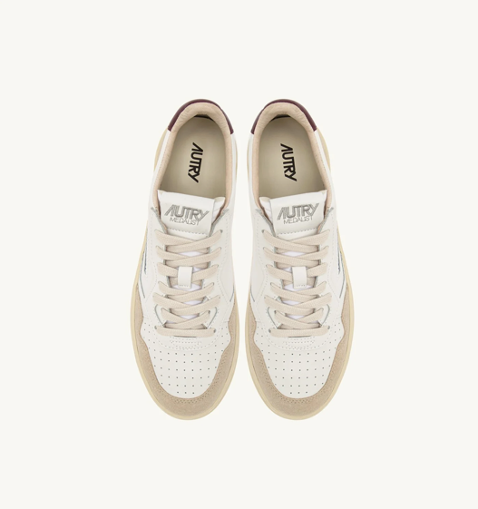 Autry Medalist Low - Leather/Suede - White/Burgundy