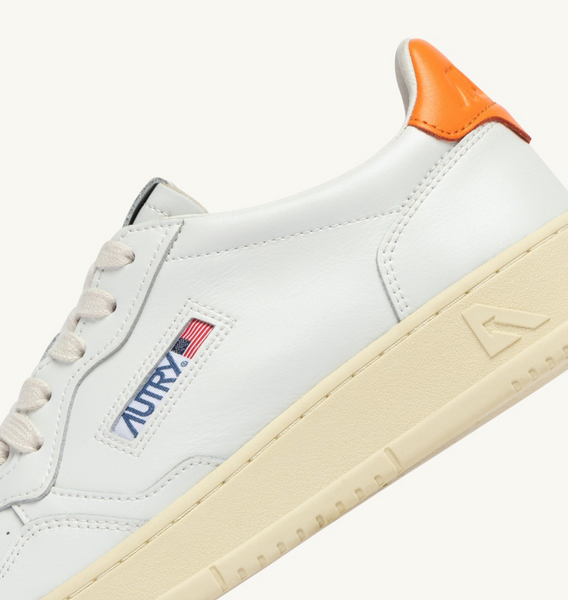 Autry Medalist Low - Leather/Leather - White/Orange