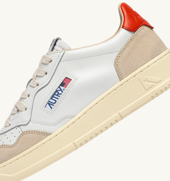 Autry Medalist Low - Leather/Suede - White/Pumpkin