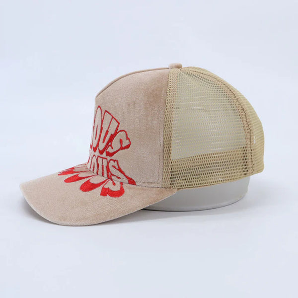 Lips Cap - Beige