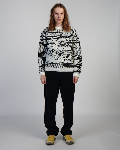 Panku Pull - Black and White